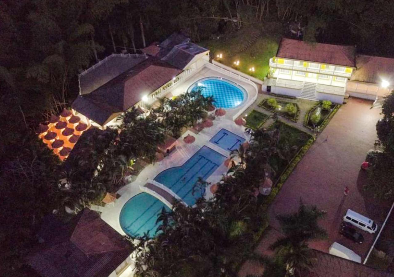 נוקאימה Hotel Villa San Cayetano מראה חיצוני תמונה
