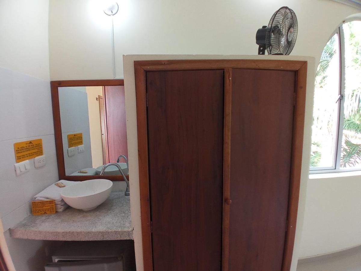 נוקאימה Hotel Villa San Cayetano מראה חיצוני תמונה