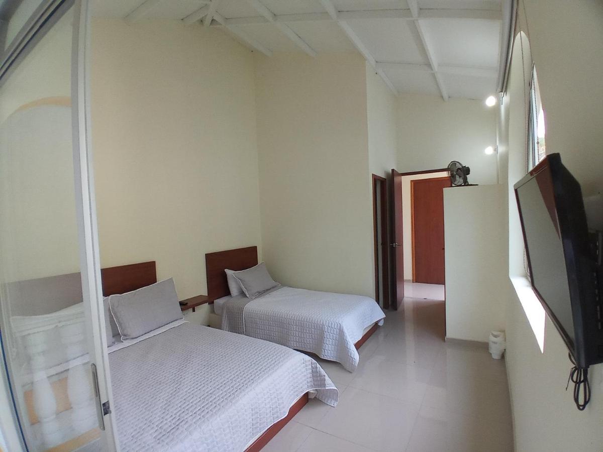 נוקאימה Hotel Villa San Cayetano מראה חיצוני תמונה